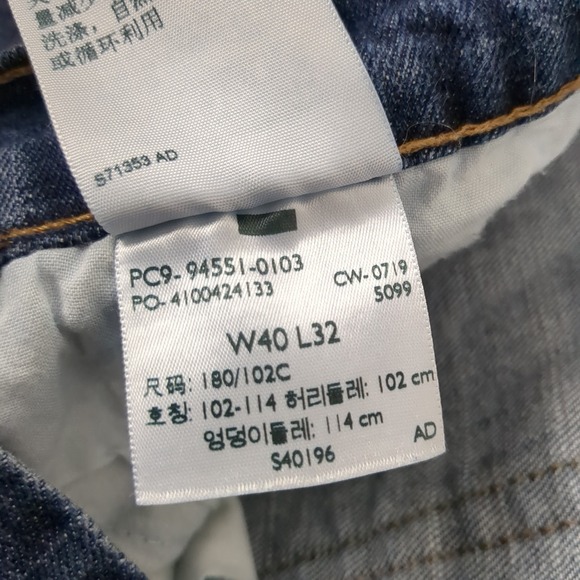 Signature by Levi Strauss Gold Mens Athletic Fit Jeans Dark Wash 40x32 - Picture 10 of 15